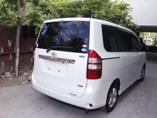 2010 Toyota Noah for sale in Kingston / St. Andrew, Jamaica