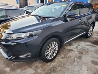 2017 Toyota HARRIER