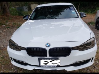 2013 BMW 320D Luxury