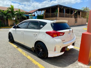 2013 Toyota Auris