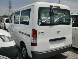 2015 Toyota TownAce