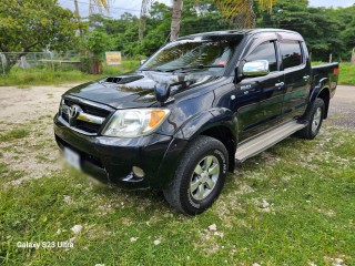 2005 Toyota Hilux