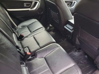 2016 Land Rover DISCOVERY SPORTS
$2,990,000