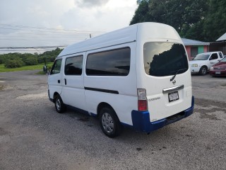 2010 Nissan Caravan