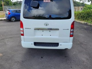 2013 Toyota Hiace Super GL