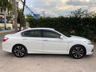 2017 Honda AccordHybrid