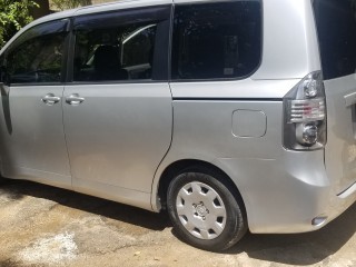 2010 Toyota Voxy for sale in St. James, Jamaica