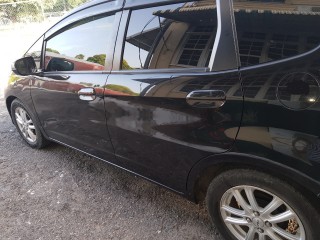 2011 Honda Fit for sale in Kingston / St. Andrew, Jamaica