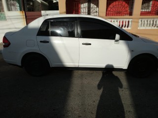 2011 Nissan Tiida Latio for sale in Kingston / St. Andrew, Jamaica