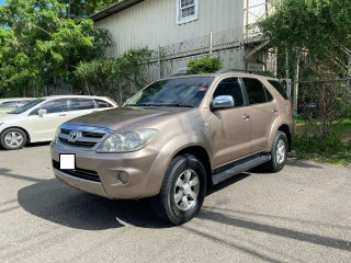 2007 Toyota Fortuner