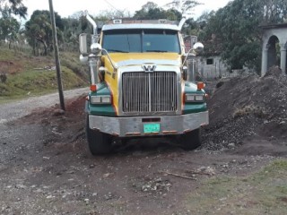 2001 MG Western Star