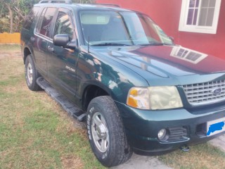 2004 Ford Explorer