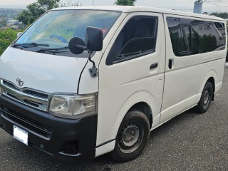 2012 Toyota Hiace