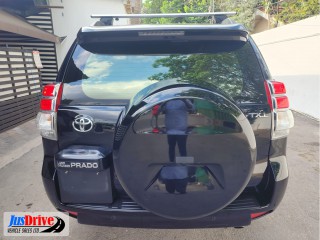 2012 Toyota LAND CRUISER PRADO