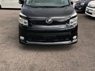 2010 Toyota voxy for sale in Manchester, Jamaica