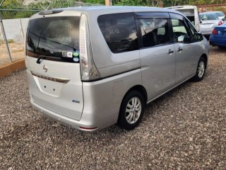 2015 Nissan Serena