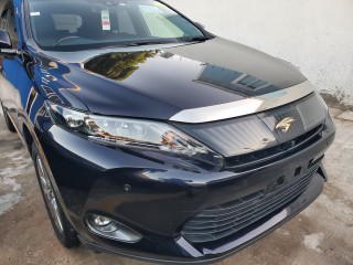 2017 Toyota HARRIER