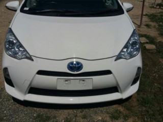 2012 Toyota Aqua for sale in Kingston / St. Andrew, Jamaica