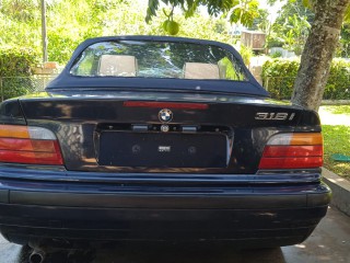 1998 BMW 318i