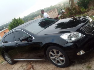 2012 Toyota Crown Majesta