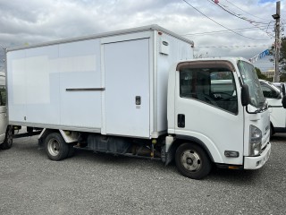 2012 Isuzu Elf