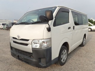 2015 Toyota Regiusace