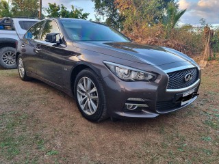 2015 Infiniti Q50