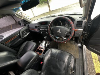 2007 Mitsubishi Pajero