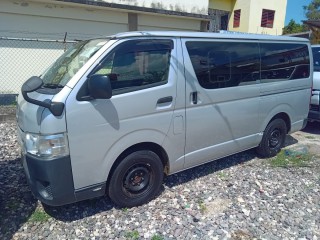 2017 Toyota Hiace Regiusace