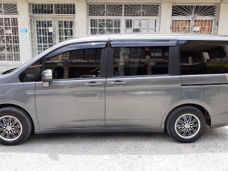 2012 Honda Stepwagon for sale in Portland, Jamaica