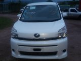 2011 Toyota Voxy for sale in Kingston / St. Andrew, Jamaica