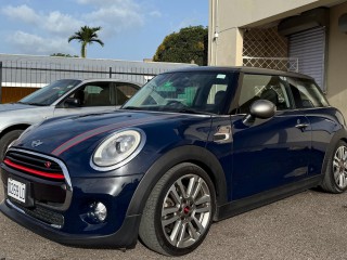 2018 Mini Cooper
$1,999,999