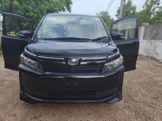 2014 Toyota Voxy for sale in St. James, Jamaica