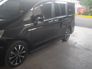 2013 Honda Stepwagon