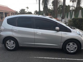 2013 Honda Fit Hybrid for sale in Kingston / St. Andrew, Jamaica