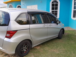 2009 Honda Freed for sale in Clarendon, Jamaica