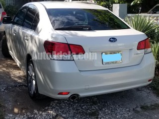 2011 Subaru Legacy for sale in Kingston / St. Andrew, 