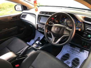 2016 Honda grace for sale in Kingston / St. Andrew, Jamaica