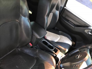 2012 Nissan Navara for sale in Kingston / St. Andrew, Jamaica