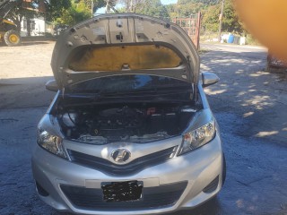 2011 Toyota Vitz