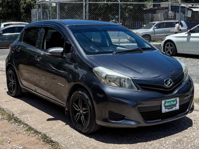 2013 Toyota Vitz for sale in Kingston / St. Andrew, Jamaica