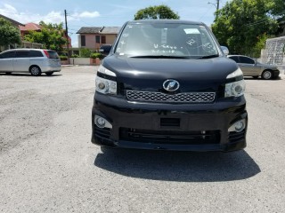 2012 Toyota VOXY ZS KIRAMEKI for sale in Kingston / St. Andrew, Jamaica