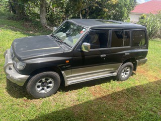 1998 Mitsubishi Pajero