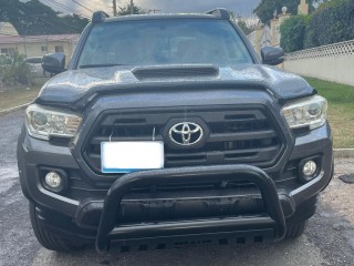 2017 Toyota Tacoma for sale in Kingston / St. Andrew, 