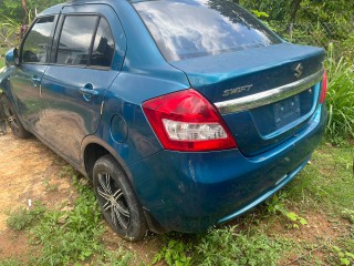 2015 Suzuki Swift Dzire