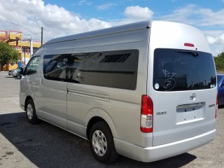 2016 Toyota HiAce Grand Cabin for sale in St. Catherine, Jamaica