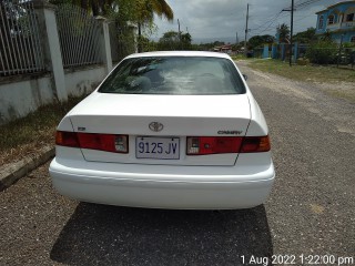 2000 Toyota Camry