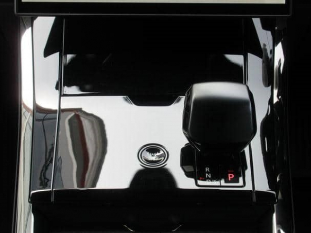 2025 Rover 2025 ROVER RANGE ROVER SV for sale in Clarendon, Jamaica