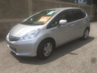 2013 Honda Fit for sale in Kingston / St. Andrew, Jamaica