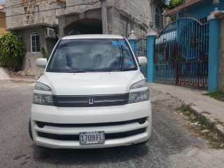 2005 Toyota Voxy for sale in St. James, Jamaica